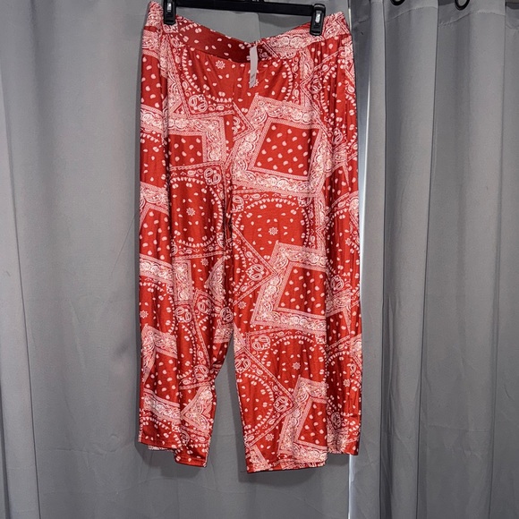 Simple Suzanne Betro 3X Red Bandana Print Pants Comfortable daily active pants - Picture 1 of 11